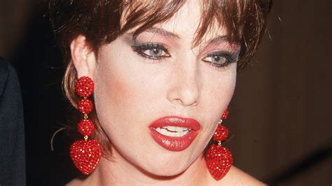 kelly lebrock divorce|Kelly LeBrock Finally Reveals Why She Left。